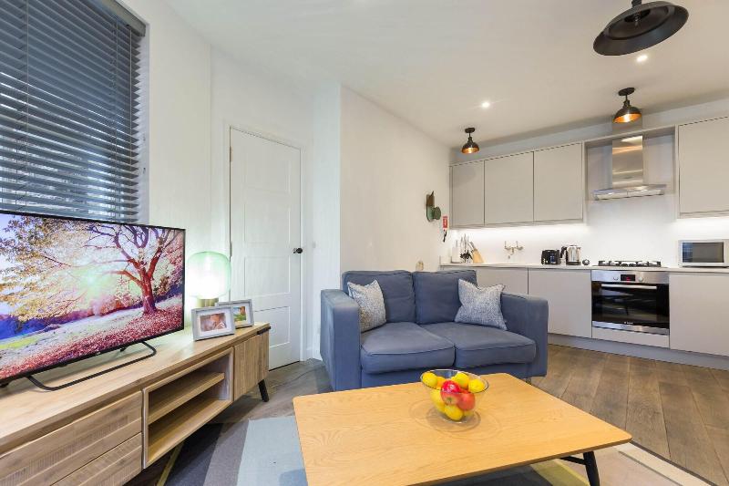 Urban Chic - Rathbone - Oda