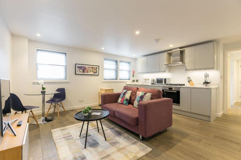 Urban Chic - Rathbone - Oda