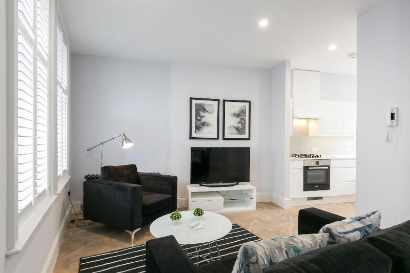 Urban Chic - Shaftesbury - Oda