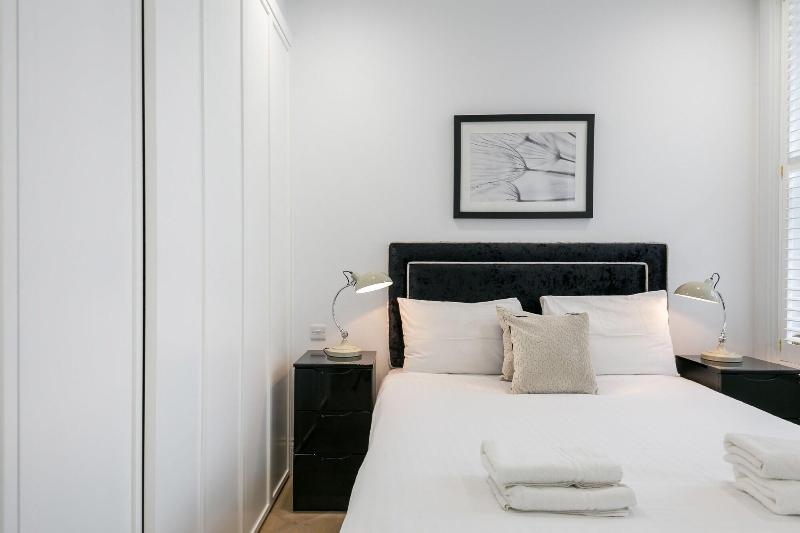 Urban Chic - Shaftesbury - Oda