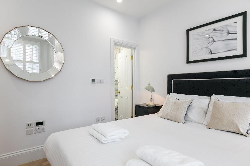 Urban Chic - Shaftesbury - Oda