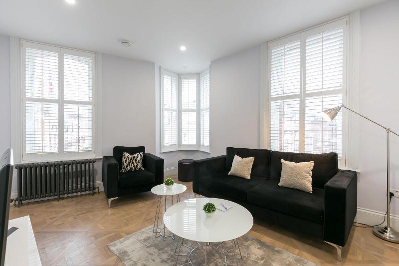Urban Chic - Shaftesbury - Oda