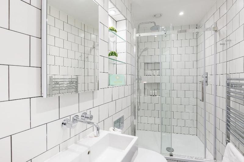 Urban Chic - Shaftesbury - Oda