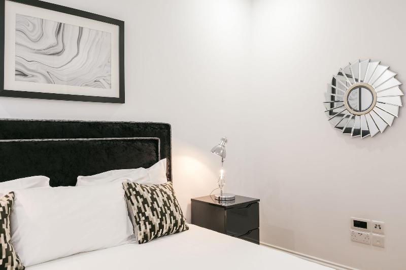 Urban Chic - Shaftesbury - Oda