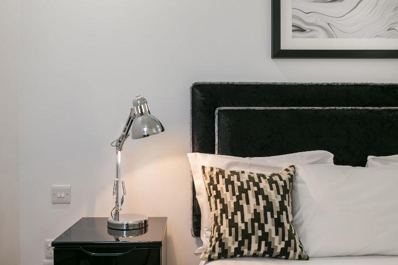 Urban Chic - Shaftesbury - Oda