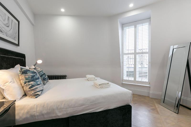 Urban Chic - Shaftesbury - Oda
