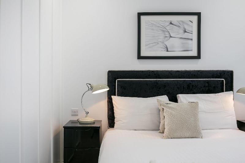 Urban Chic - Shaftesbury - Oda