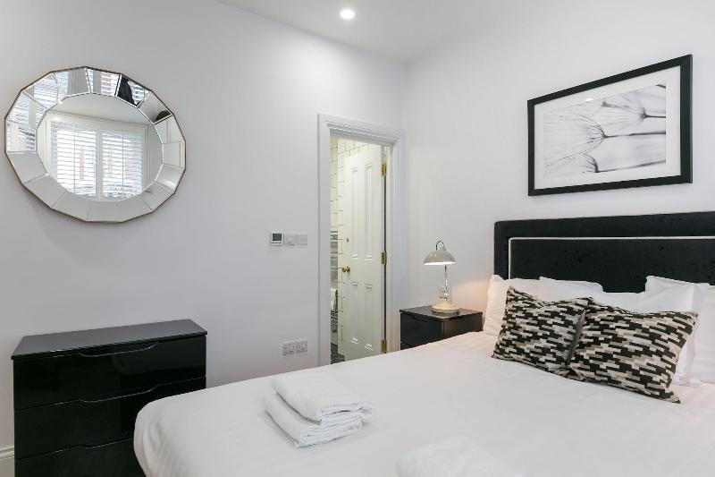 Urban Chic - Shaftesbury - Oda