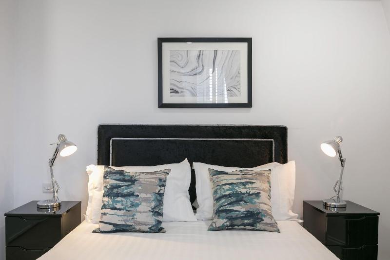 Urban Chic - Shaftesbury - Oda