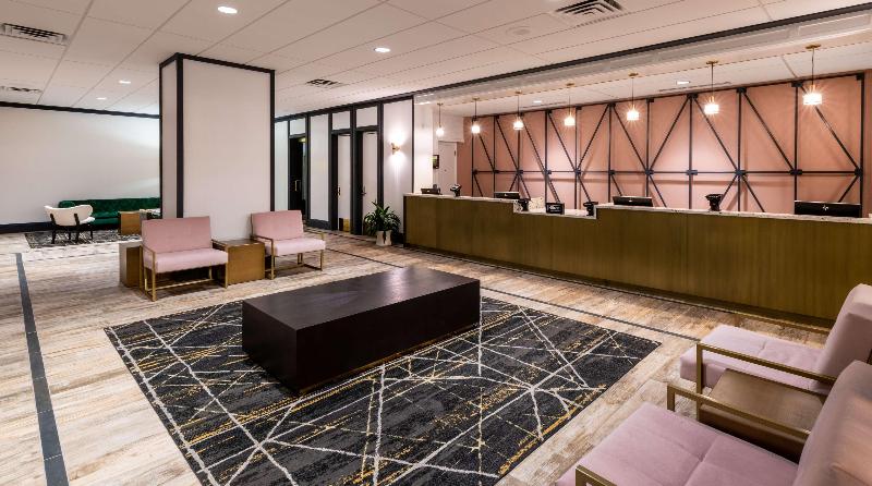 Doubletree by Hilton Newark Penn Station - Lobi