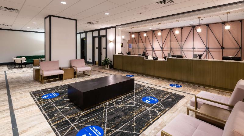 Doubletree by Hilton Newark Penn Station - Lobi