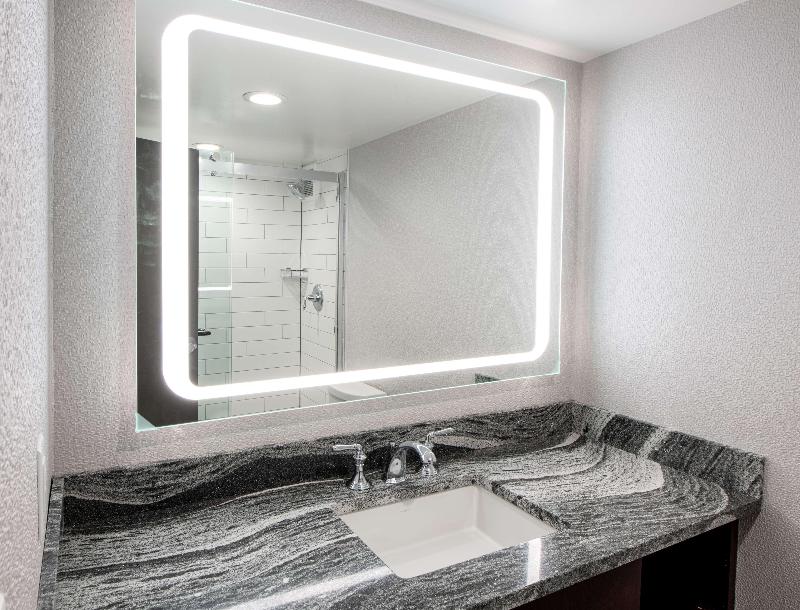 Doubletree by Hilton Newark Penn Station - Oda