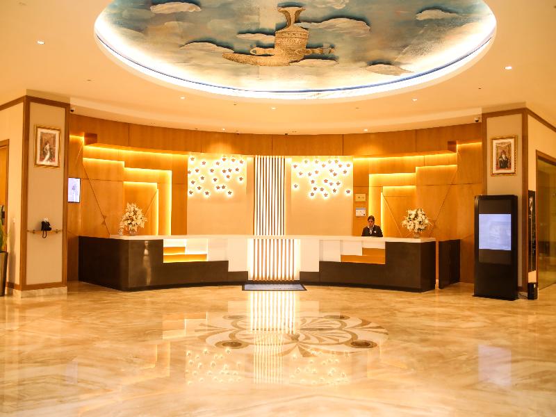 Tulip Inn Majan Hotel - Lobi