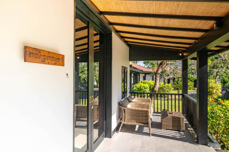 Surya Melasti Exclusive Beach Villa by Sajiwa - Genel