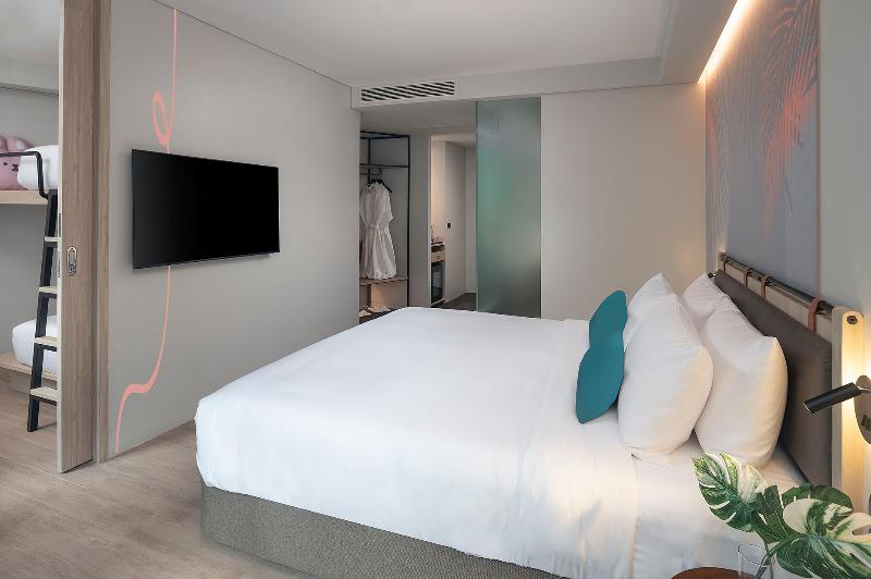 JonoX Phuket Karon - Oda
