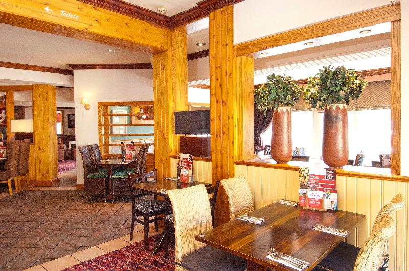 Premier Inn Huddersfield Central - Restoran