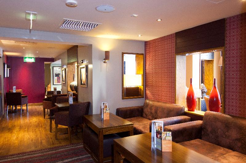 Premier Inn Harrogate South - Lobi