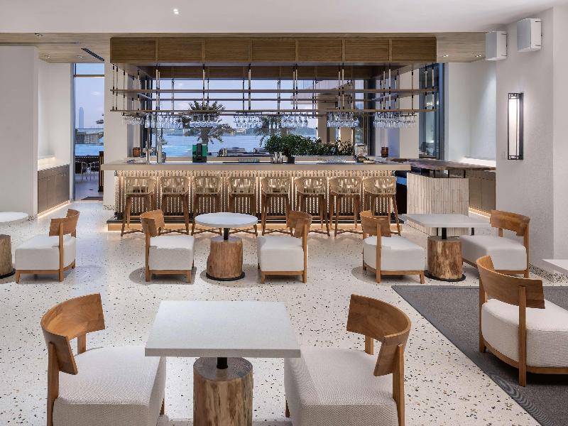 Radisson Beach Resort Palm Jumeirah - Bar