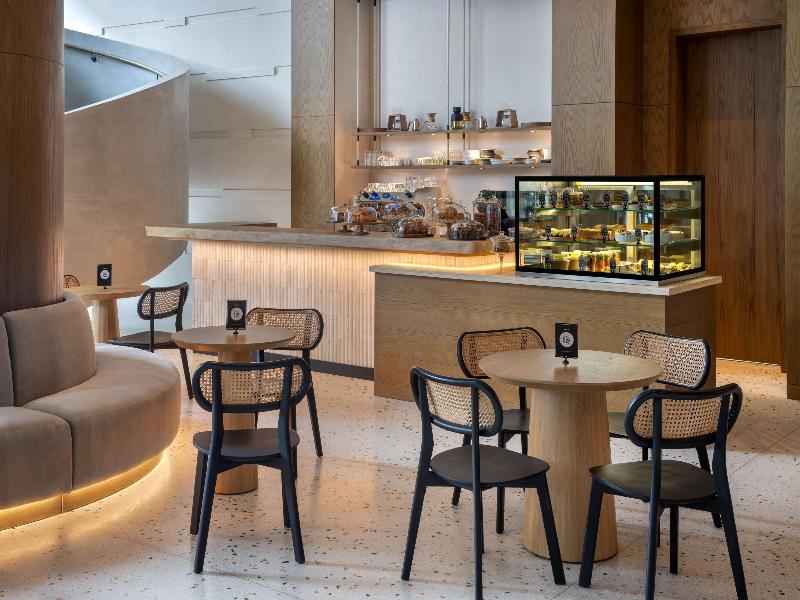 Radisson Beach Resort Palm Jumeirah - Bar