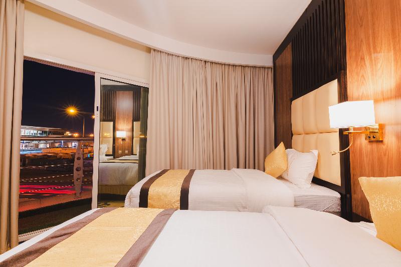 Golden Ship Hotel - Genel