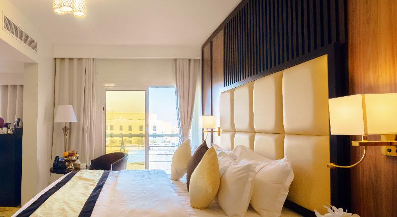 Golden Ship Hotel - Genel