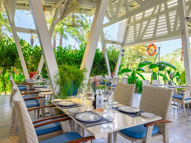 Concorde De Luxe Resort - Restoran