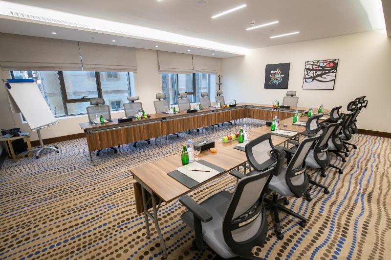 Wirgan Hotel Al Aziziyah - Toplantı