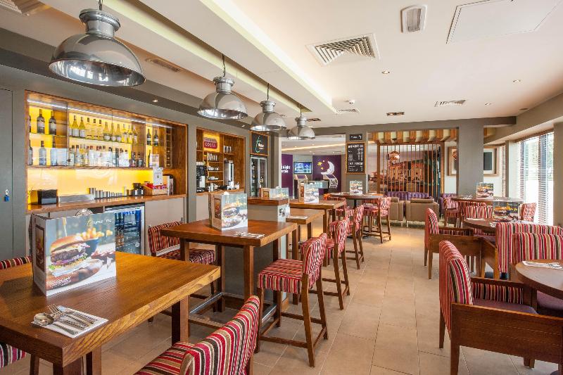 Premier Inn Wigan Town Centre - Restoran