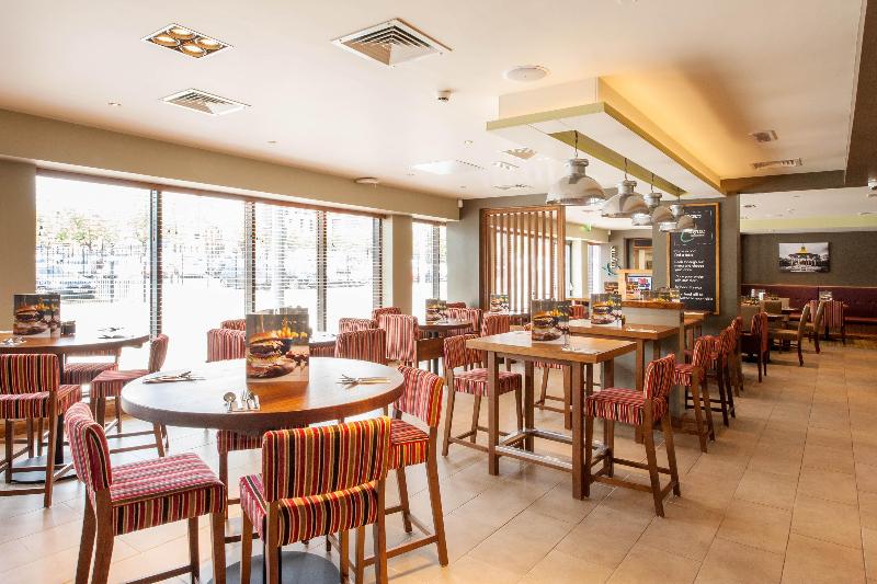 Premier Inn Wigan Town Centre - Restoran