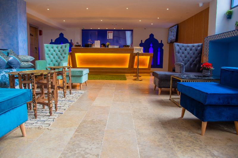 Vancii Hotel - Lobi