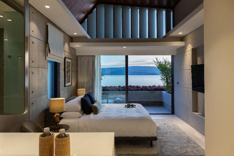 Kerem Luxury Beachfront Villas - Oda