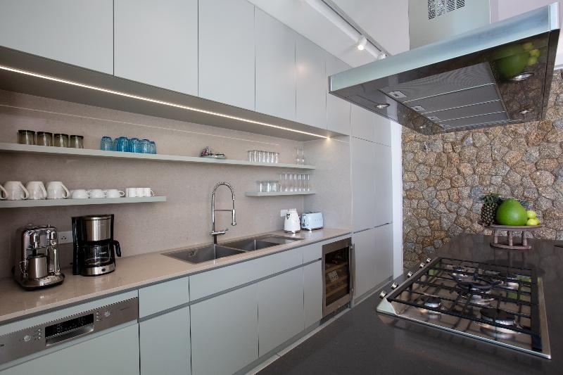 Kerem Luxury Beachfront Villas - Oda