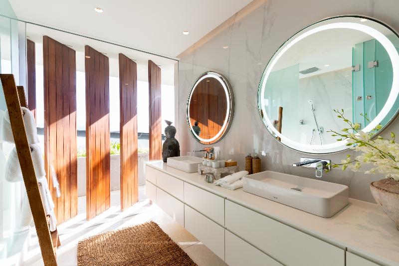 Kerem Luxury Beachfront Villas - Oda