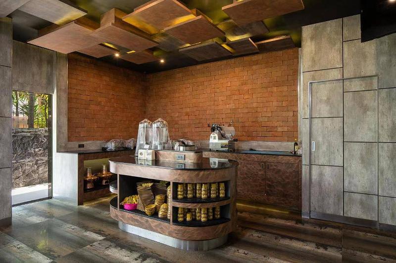 The NG Hotel by ZUZU - Restoran