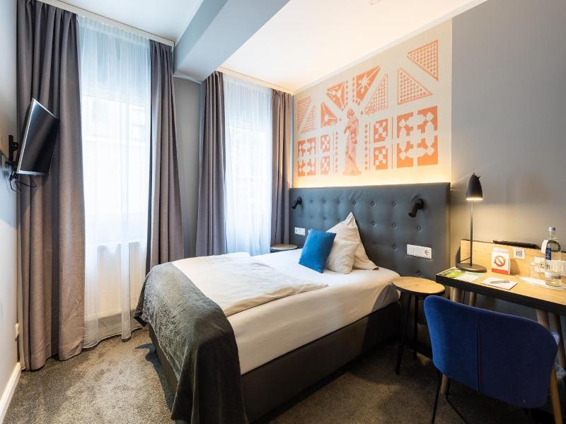 Yors Boutique Hotel - Oda