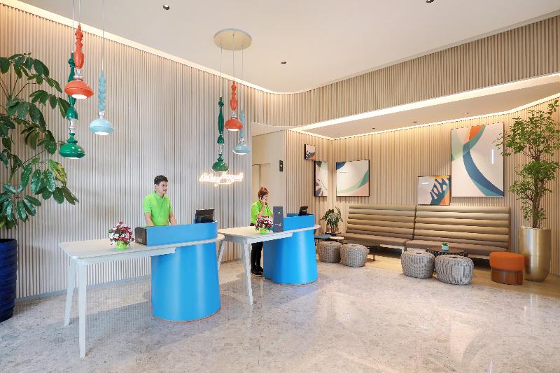 ibis Styles Semarang Simpang Lima - Lobi
