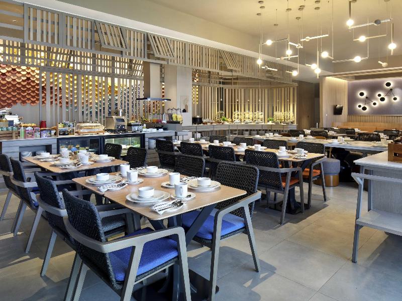 ibis Styles Semarang Simpang Lima - Restoran