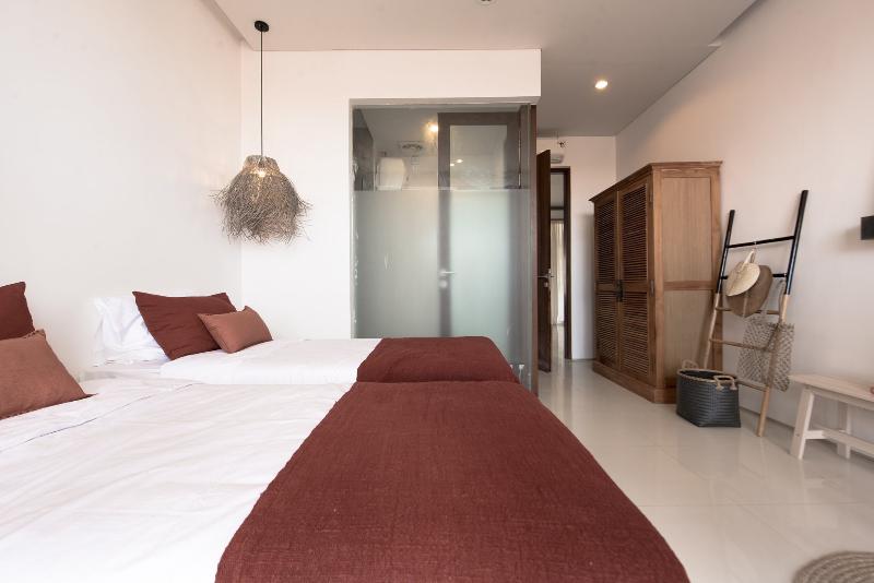 Pelangi 148 Beach Suites by ZUZU - Oda