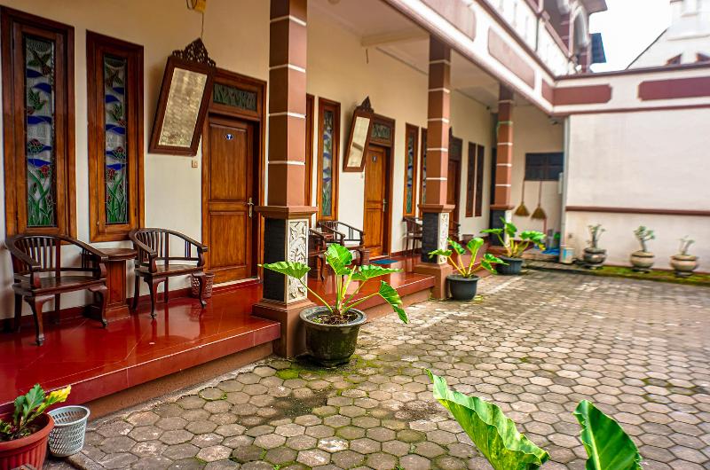 Hotel Laweyan Solo by ZUZU - Lobi