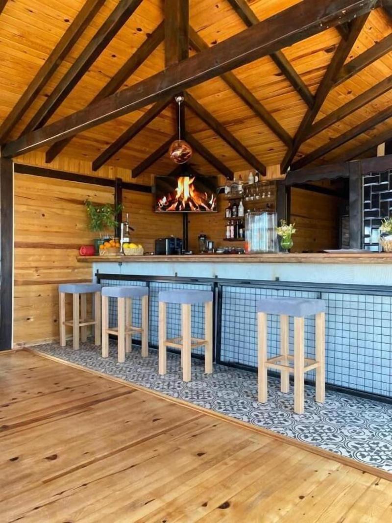 Yediburunlar Lighthouse - Bar