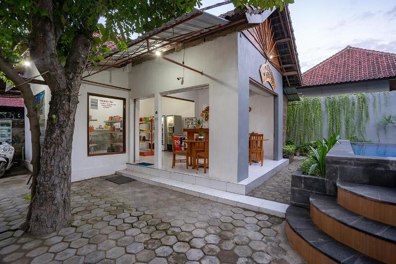 Nusa Bagus Homestay by Zuzu - Lobi