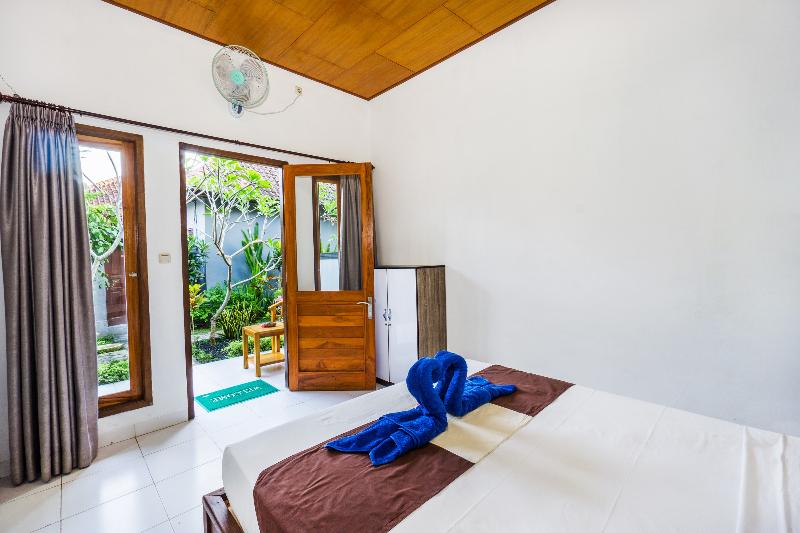 Nusa Bagus Homestay by Zuzu - Oda
