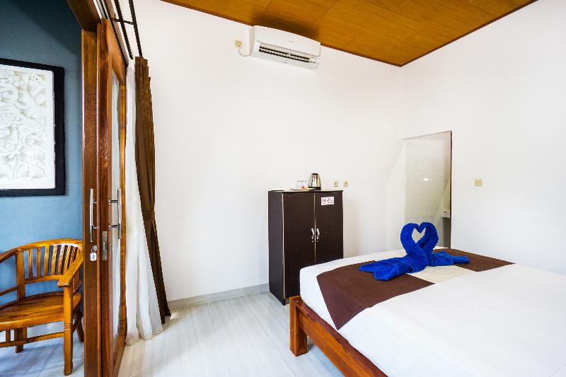 Nusa Bagus Homestay by Zuzu - Oda