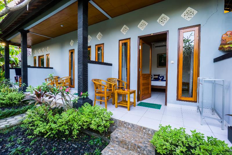 Nusa Bagus Homestay by Zuzu - Oda