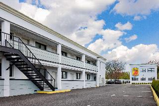 Super 8 by Wyndham Lindenhurst fotoÄŸrafÄ±