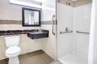 Super 8 by Wyndham Lindenhurst fotoÄŸrafÄ±