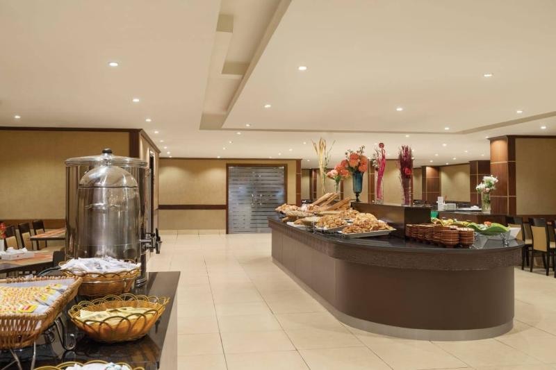 Grand Al Massah Hotel - Restoran