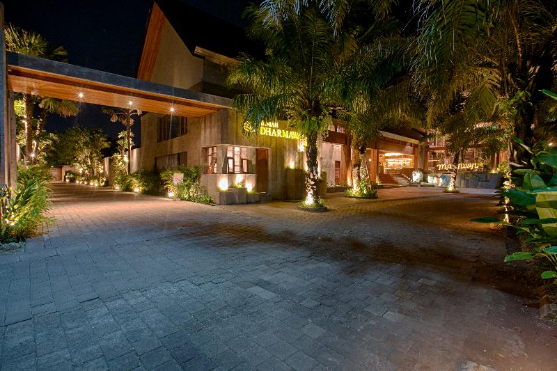 Taman Dharmawangsa Suites - Lobi