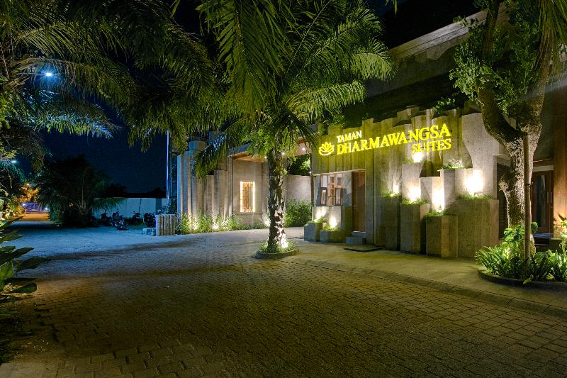Taman Dharmawangsa Suites - Genel