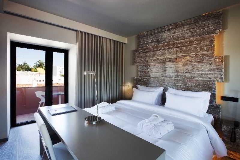 Vitoria Stone Hotel - Oda